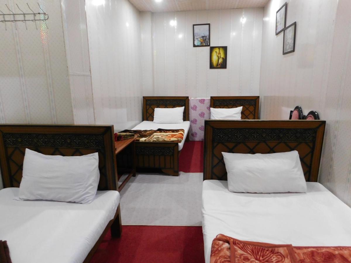 Rex Hotel 拉瓦尔品第 外观 照片